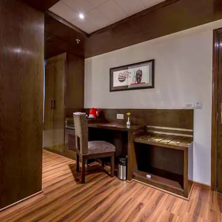 Hotel Park Regent-2